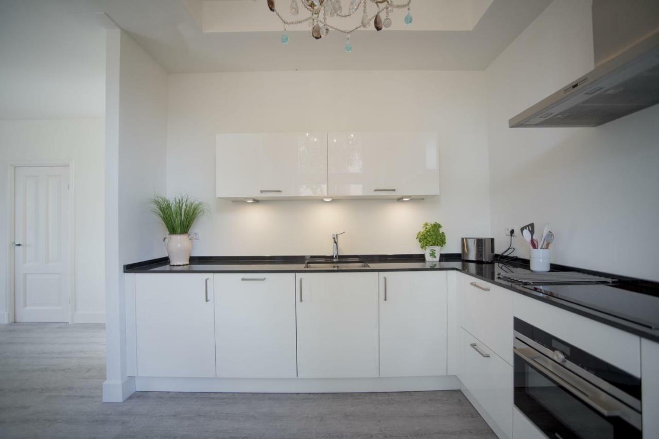 Luxury Upstairs & Downstairs Apartments Zandvoort Esterno foto